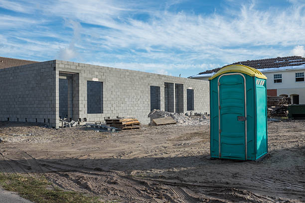 Best Portable restroom trailer rental  in Albany, OR